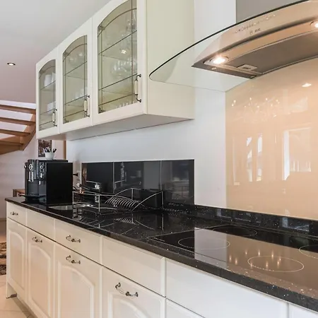 Apartament Monte Cristo *