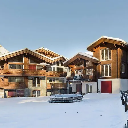 Monte Cristo Apartment *