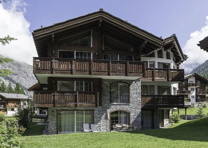 Monte Cristo Apartment *