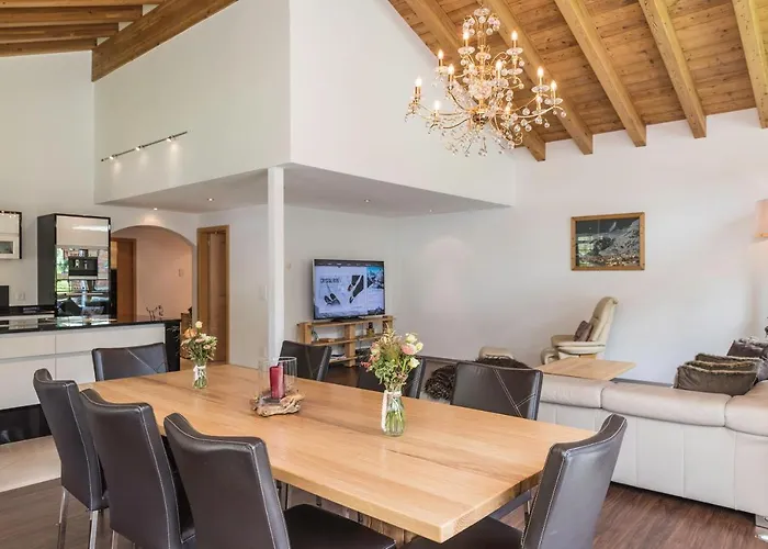 Monte Cristo Apartment *