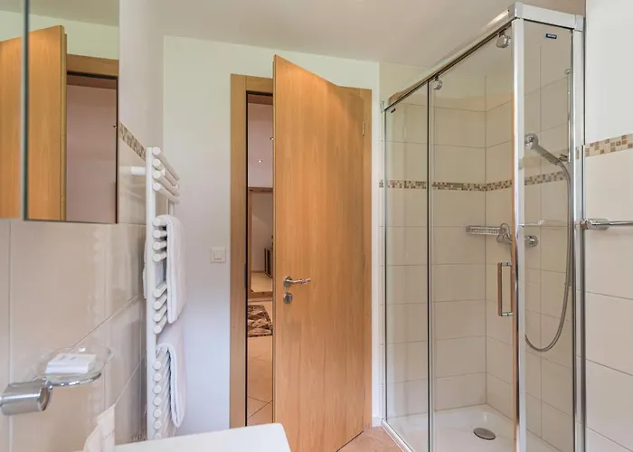 Monte Cristo Apartment