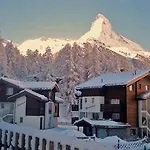 アパート モンテ クリスト ツェルマット